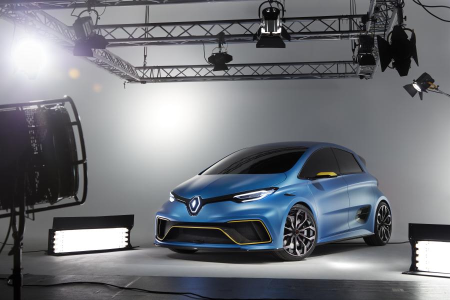 Renault Zoe e-sport 2017 года  (фото 20 из 63)